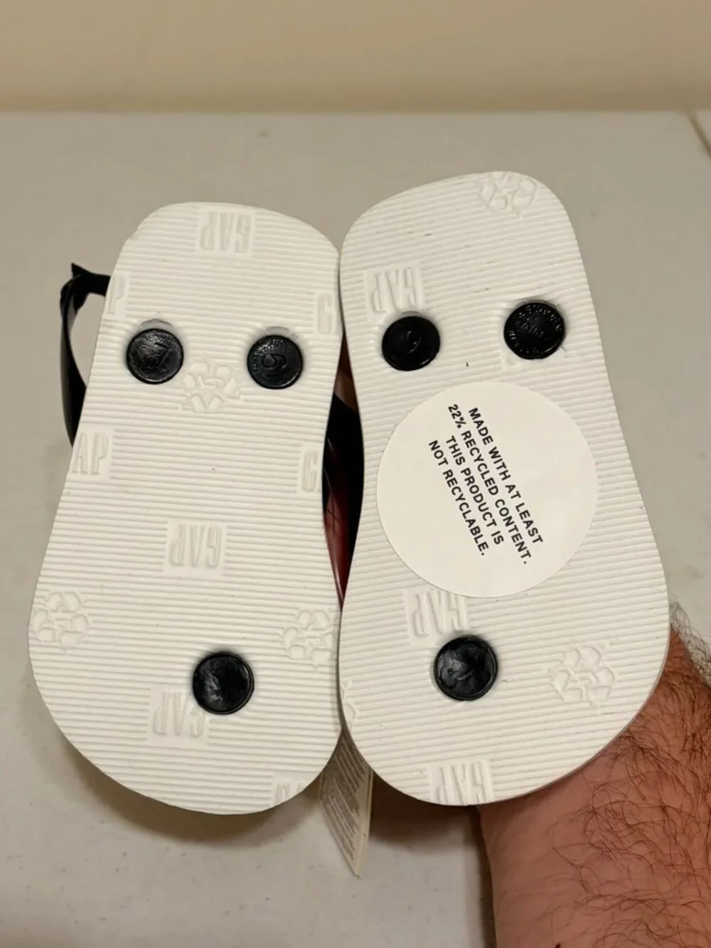 New NWT Baby Gap Mickey Mouse Yellow Black Flip Flops Size 5/6